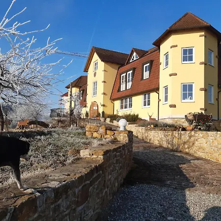 Privatweingut Schmidt 하이터스하임